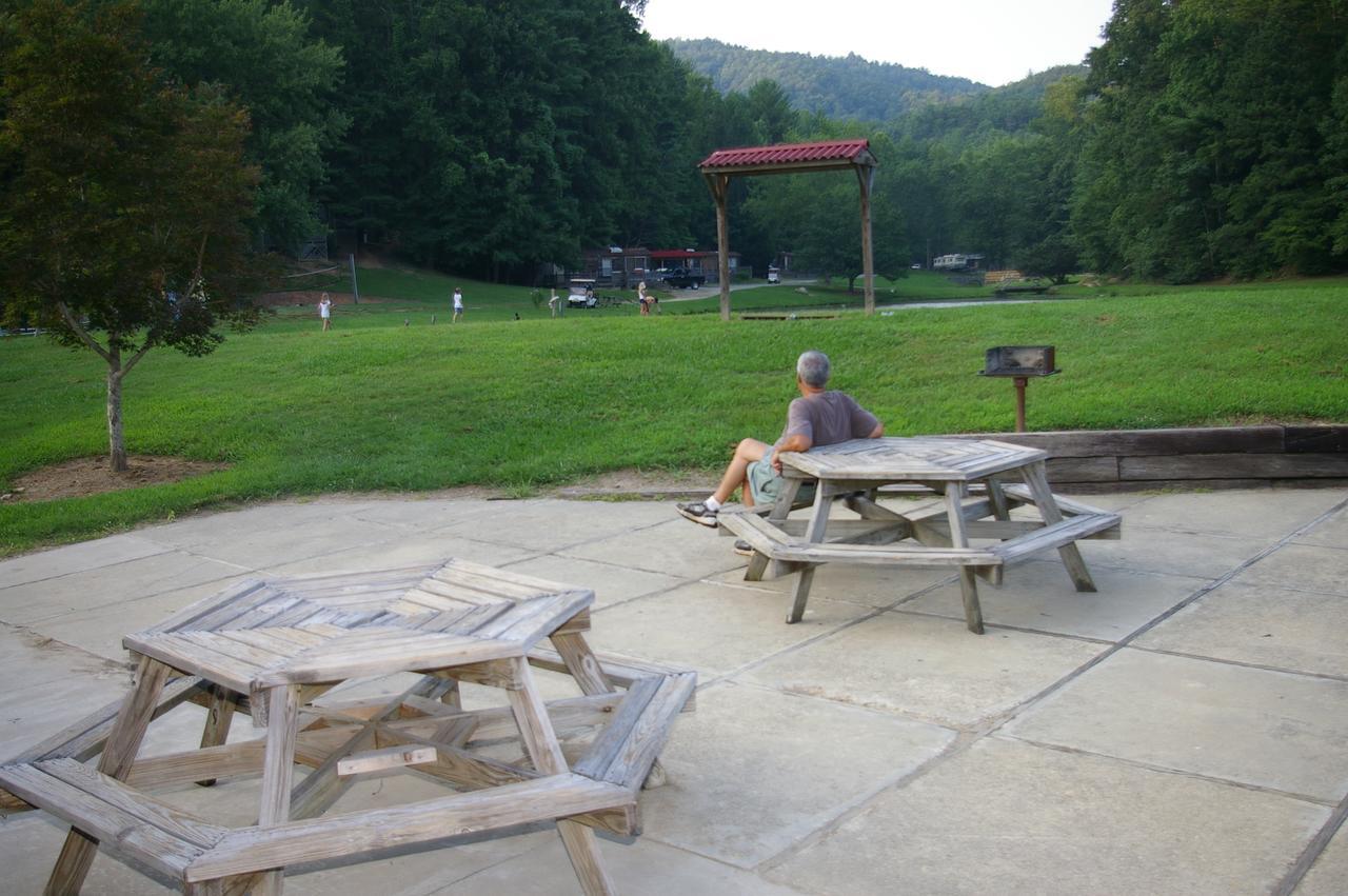 Green Mountain Park Lenoir Exterior foto